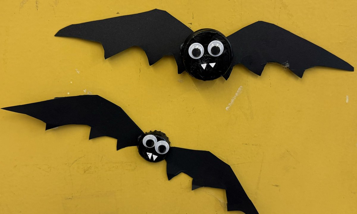 TylerAshford's tweet photo. We had a fun-filled day of crafts and snacks. Happy Halloween! 🦇 https://t.co/eTKUT2EcUK