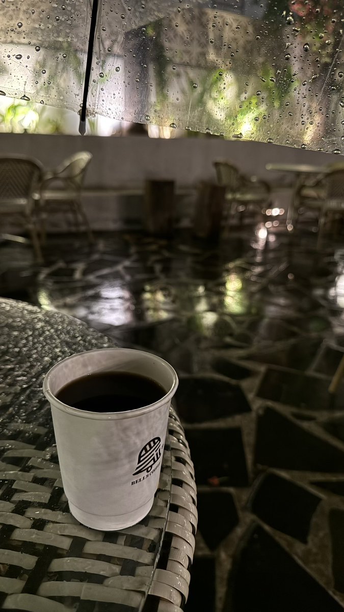 alan2ood's tweet photo. لـيلة ماطِرة 🌧️🌷 https://t.co/yeeOOckRpQ