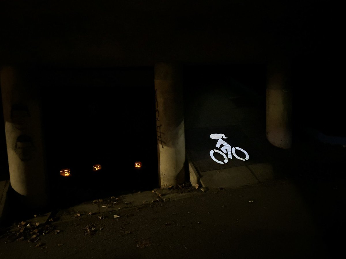 Unlit underpasses are scary all the time, not just at Halloween! 
<a href="/Hill_Group_UK/">Hill_Group_UK</a> when are you going to switch the lights back on? It’s been at least 3 winters now! 😱
<a href="/hertscww/">Hertfordshire Cycling, Walking and Wheeling</a> <a href="/StevenageBC/">Stevenage Council</a> <a href="/WeAreCyclingUK/">Cycling UK</a> <a href="/London_Cycling/">London Cycling Campaign</a> <a href="/StevenageCTC/">Cycling UK Stevenage</a> <a href="/Herts_Highways/">HCC Highways</a>