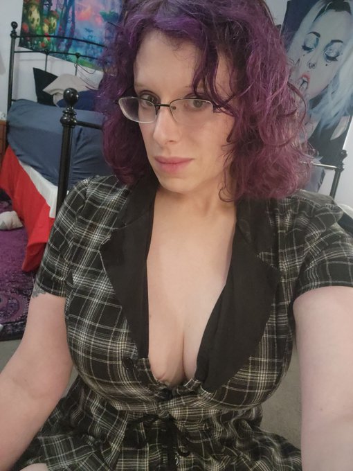 nikki_glitch