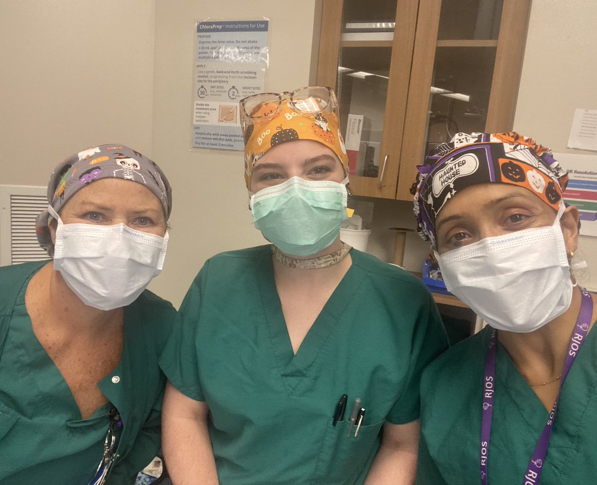 drericksonspine's tweet photo. Happy Halloween 🎃 👻 from OR 41!!! 
🖤🧡🖤🧡 these awesome nurses!!!

 #operatingroomlife #teamworkmakesthedreamwork #scrubcaps🎃 https://t.co/xQG3KjxHdc