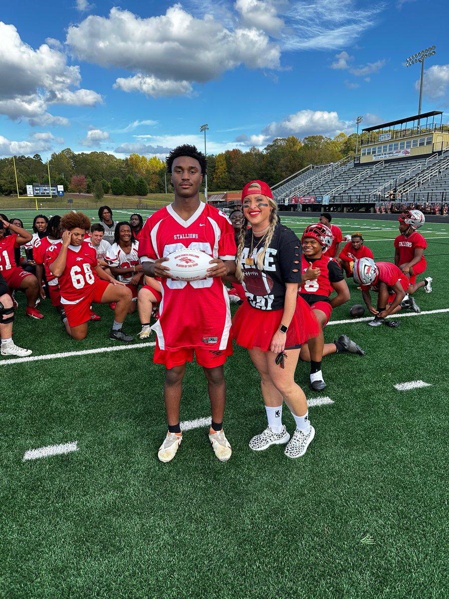 HavenMiller10's tweet photo. #HMSF Week 8๏ธโฃ #PlayeroftheGame
๐จ@DailanDuncan ๐จ from @FootballSPHS โ Way to play ๐๐จ #SPvsEverybody #perform #effort #lead #provethemwrong #blessedtobeablessing ๐ค#stallionsfootball #beGREAT #stallionstrong #LetsGo #HUNT @SPHSstallions @southpointeFBSC https://t.co/81AysXK6hH