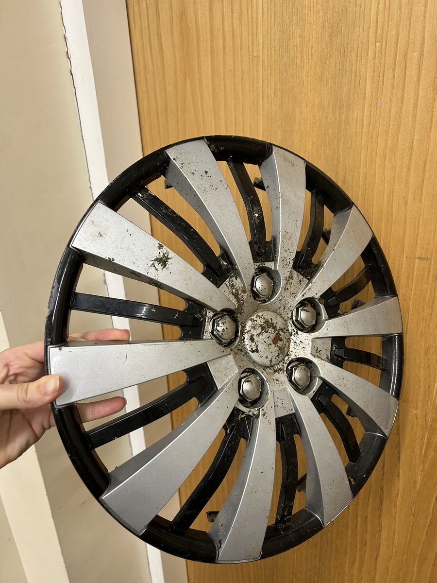 On the next instalment of “things I confiscate from students”… all before 8:45am 😭😂