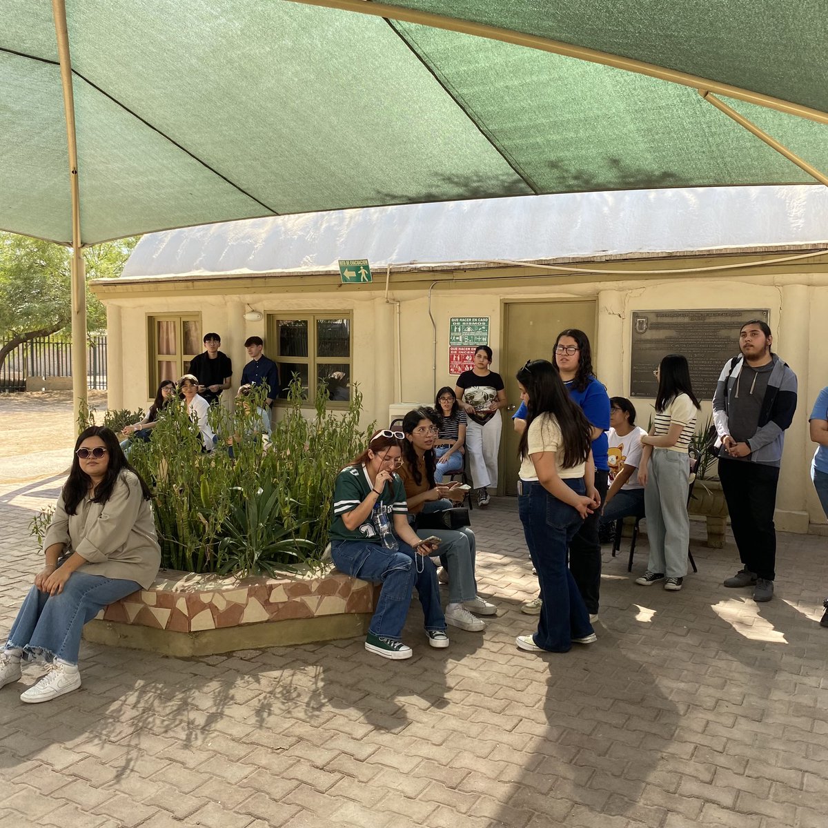 Increíble tercera edición de THE MEXICALI WORKSHOP en la FAD UABC. Cuatro días de presentaciones, visitas y discusiones en torno al fascinante —y complicado— proyecto experimental de vivienda de Christopher Alexander en Mexicali.