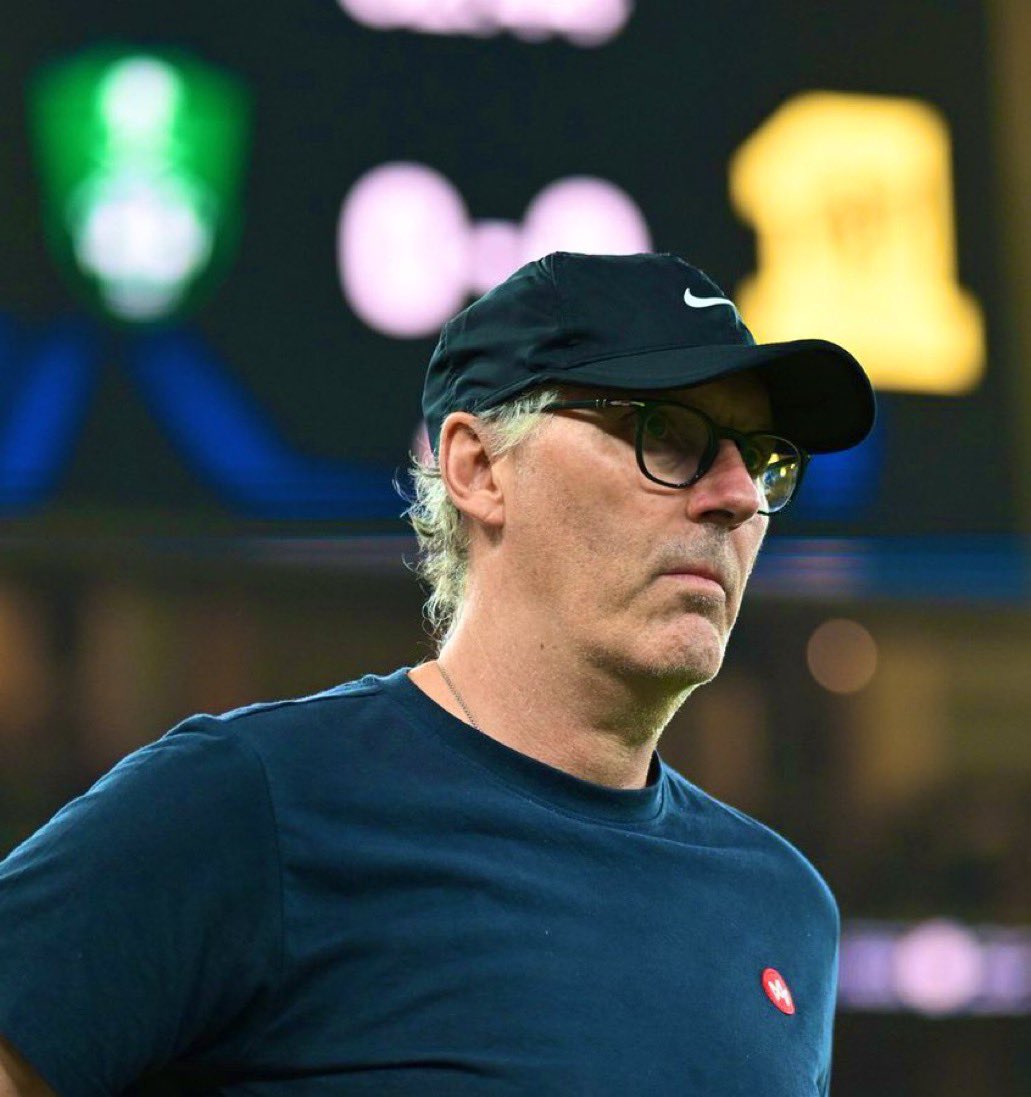 تحليل فني 📊📌⚽️

🟡⚫️ الاتحاد vs الاهلي 🟢⚪️

مباراة على 3 أجزاء :
1️⃣ 
الشوط الأول

▪️ الاتحاد دافع بالضغط العالي
▪️ وجّه اللعب على الناحية اليمنى للأهلي
▪️ كثّف الناحية اليسرى بعد 20 دقيقة بأقوى ثلاث لاعبين هجومين ( ديابي - بيرغوين - عوار )
▪️ مع صعود ميتاج كان الأهلي يتعرض