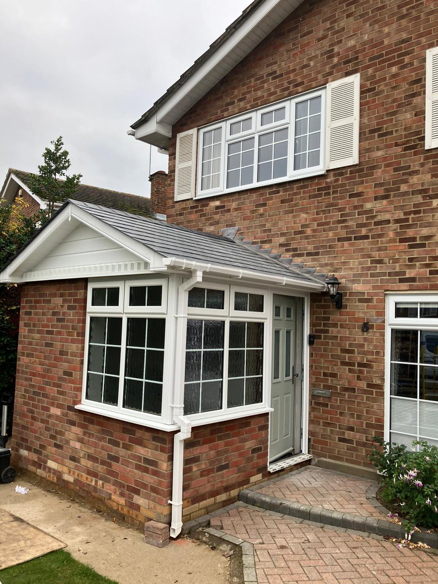 twsosltd1's tweet photo. Another great job in-keeping the same design for the whole extension matching their home.
#Doubleglazing #doubleglazingrepairs #Compositedoors #roofline #tiledroof #porchdesign #leighonsea #southendonsea #benfleet #thundersley #basildon #eastwood #rochford #shoeburyness https://t.co/bQjWBAcrby