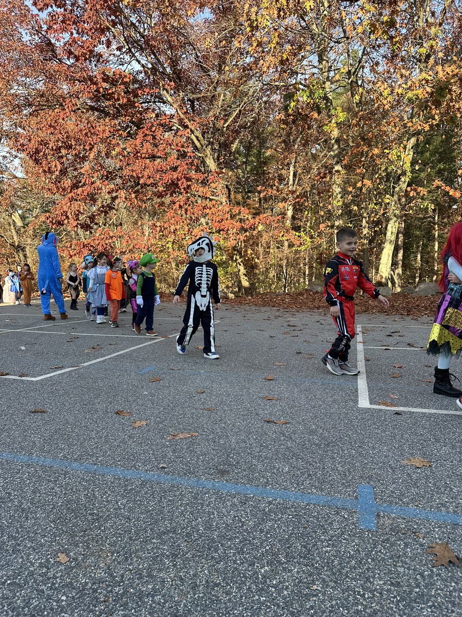 Mrs. Liekweg’s Kindergarten tweet media