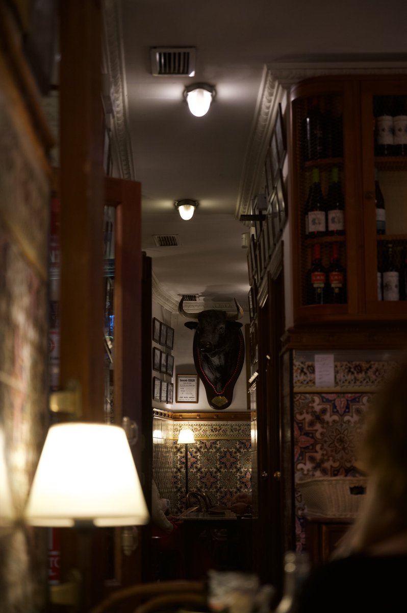 teterfraile's tweet photo. Bares 💃🏻💃🏻#sevillagram #sevilla #taberna #bares https://t.co/1irn4Wdd4V