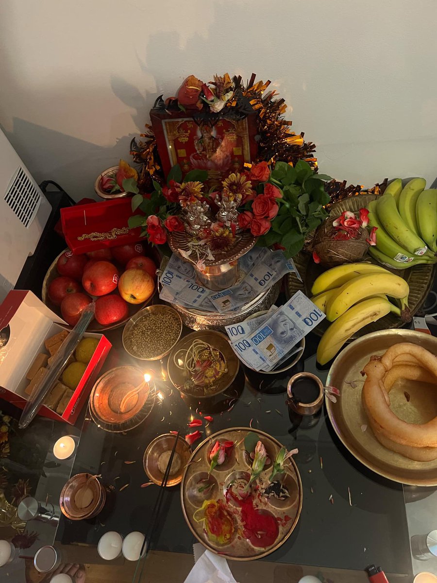 सम्पुर्णमा लक्ष्मीपुजाको शुभकामना ॥॥