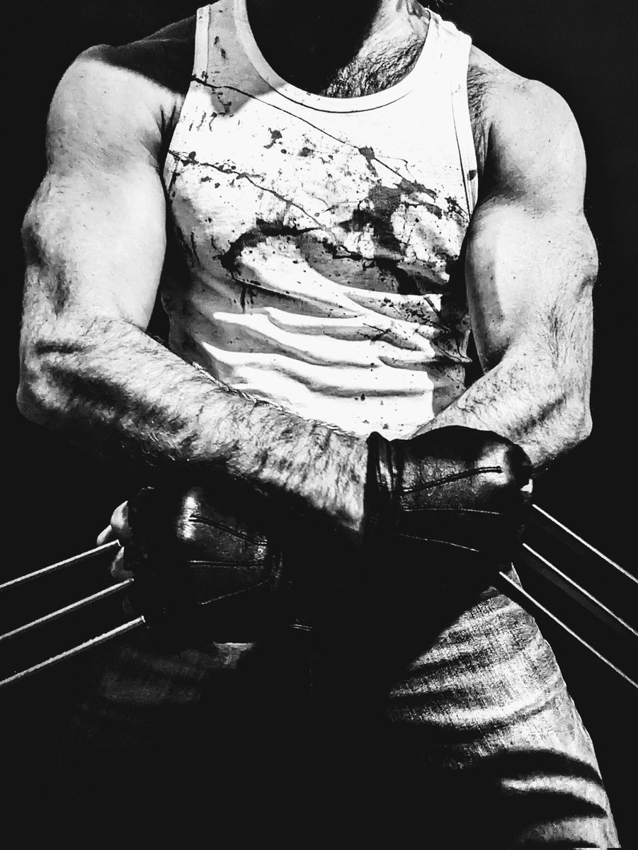 boboeser90's tweet photo. Have you ever seen the X Rated version of Wolverine?  Check it out on my @OnlyFans page! 😈

Happy Halloween! 🎃

#Wolverine #xmen #HappyHalloween https://t.co/scJaMyn2JY