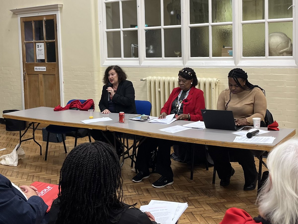 Mitcham & Morden Labour Party (@mmlabour) on Twitter photo Thanks <a href="/LeonieC/">Leonie Cooper AM</a> for giving us an informative update on the work of the GLA, we heard a lot about the hard work she and our <a href="/MayorofLondon/">Mayor of London, Sadiq Khan</a> do. Thanks also to <a href="/Siobhain_Mc/">Siobhain McDonagh</a> for providing a briefing on the Budget and facilitating a fascinating discussion Thanks <a href="/LeonieC/">Leonie Cooper AM</a> for giving us an informative update on the work of the GLA, we heard a lot about the hard work she and our <a href="/MayorofLondon/">Mayor of London, Sadiq Khan</a> do. Thanks also to <a href="/Siobhain_Mc/">Siobhain McDonagh</a> for providing a briefing on the Budget and facilitating a fascinating discussion