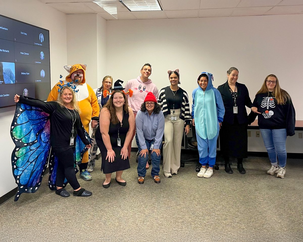 NYSDOS's tweet photo. Happy Halloween from #TeamDOS! 🎃 https://t.co/gm3q2Q3i7L
