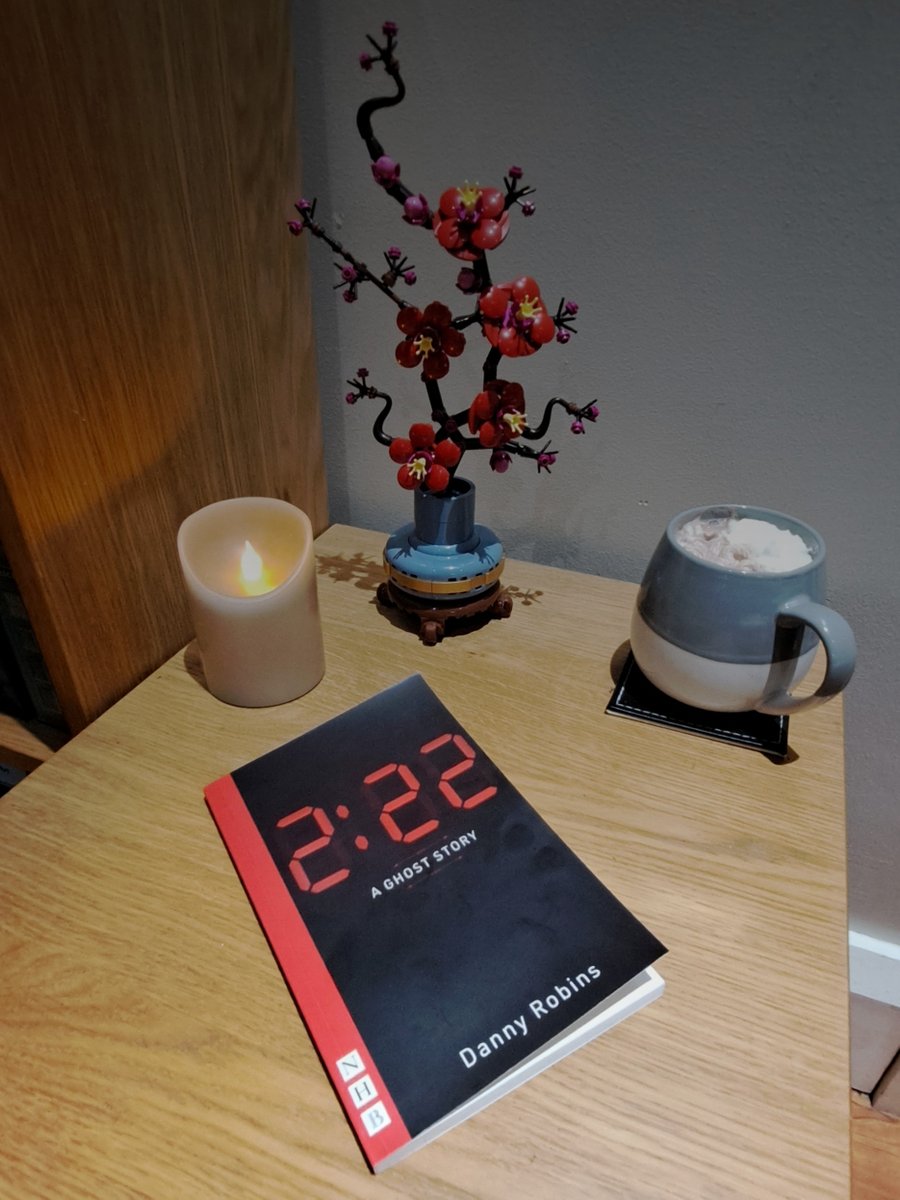 Perfect reading for Hallowe'en.
<a href="/danny_robins/">Danny Robins</a>