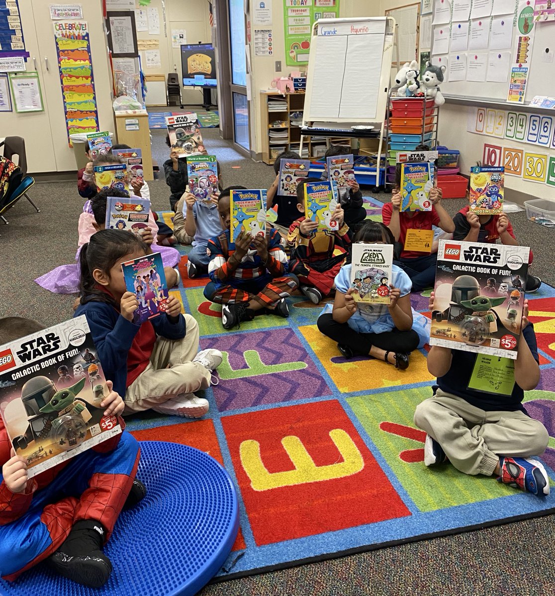 Shoutout to a classroom family who made a generous donation to our book fair ewallet. All students were able to purchase a book and we are extremely grateful 💖🥹 <a href="/hearnehusky/">Hearne Elementary</a> <a href="/HearneES_Lib/">HearneES_Lib</a>