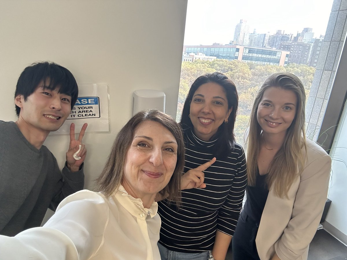 lesbi yozuvi bilan suratlar