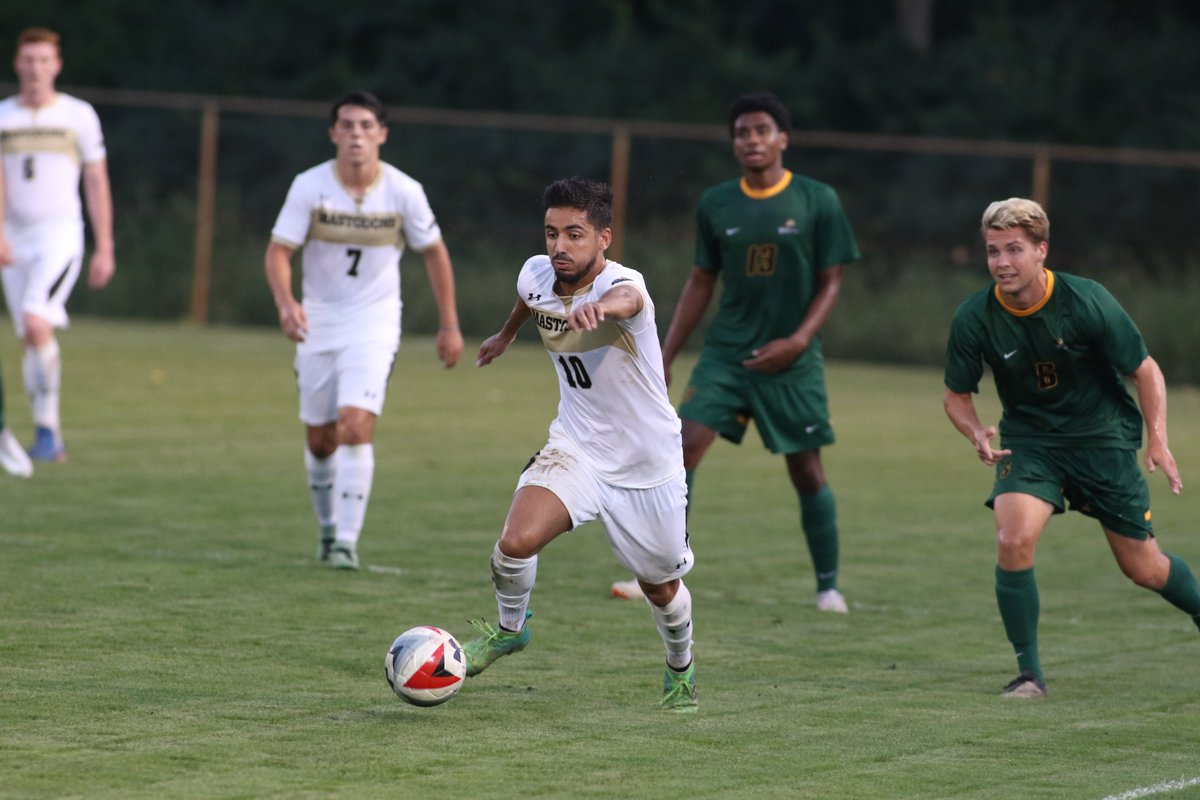 HorizonLeague's tweet photo. After accomplishing his dream of coming overseas to play collegiate soccer, @MastodonMSoccer alum Romain Lopez (@romain_lopez06) is continuing to win in the professional world.

Read about Romain’s journey from France to Fort Wayne!

⚽️: https://t.co/RmUPhNZl83
#OurHorizon🌇 | #BeyondtheHorizon