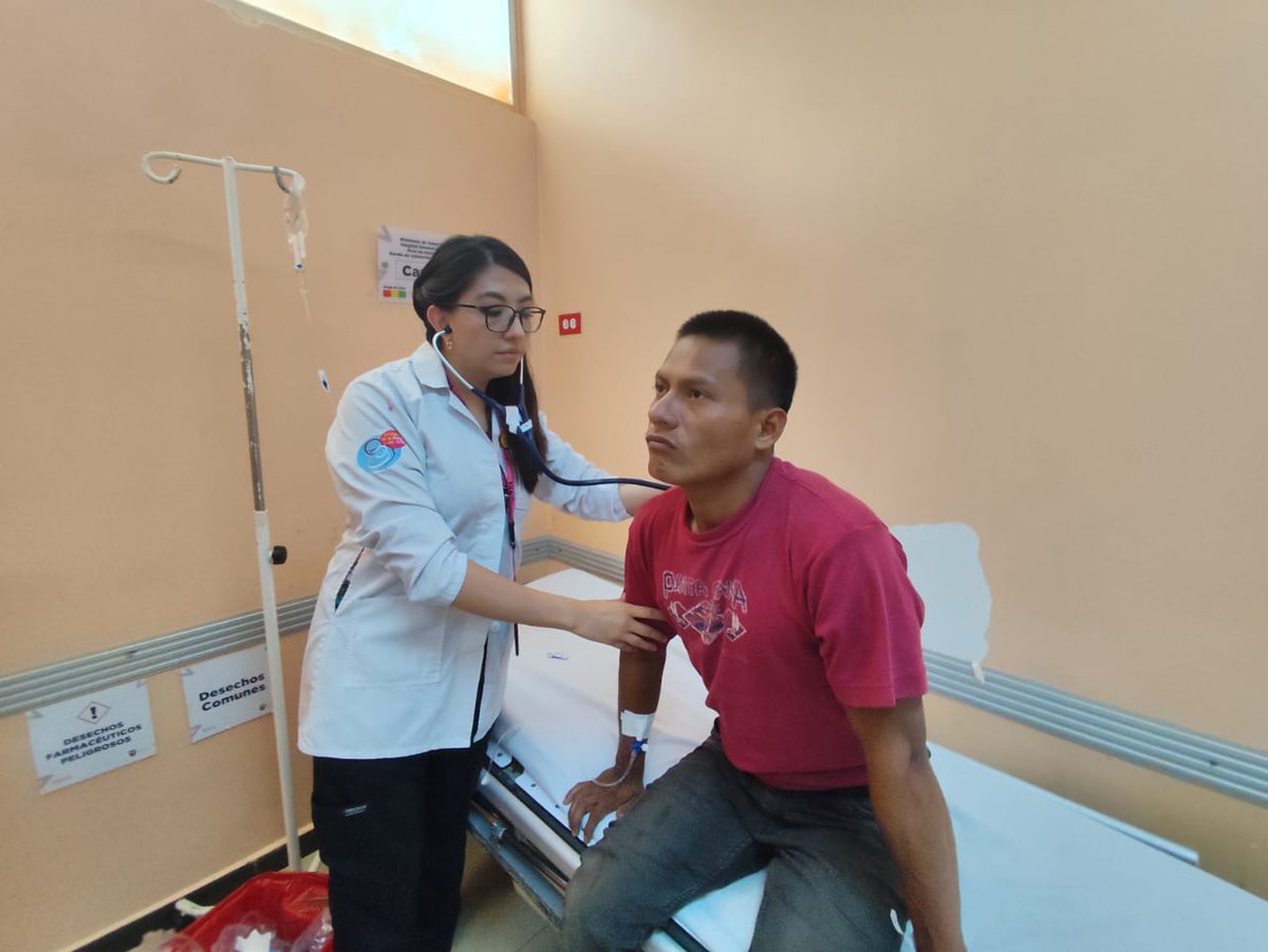 HGeneralMacas's tweet photo. #MoronaSantiago | En el feriado de noviembre, el #HGeneralMacas 🏥 contará con 290 colaboradores en turnos rotativos: 92 médicos, 116 enfermeras y 85 personal de apoyo, además de dos ambulancias 🚑 activas. https://t.co/h0Debkti9U