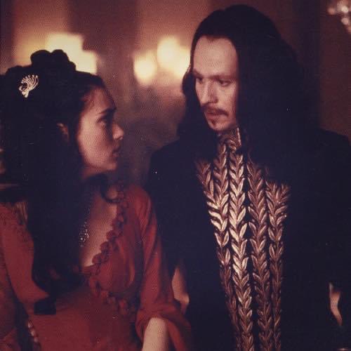 withwhatiam's tweet photo. “There was a princess; Elisabeta.
She was the most radiant woman in all the empires of the world.
Man's deceit took her from her ancient prince.”
- [Bram Stoker’s] Dracula
#Lizzington #LongLiveLizzington https://t.co/DGntBpzXtm