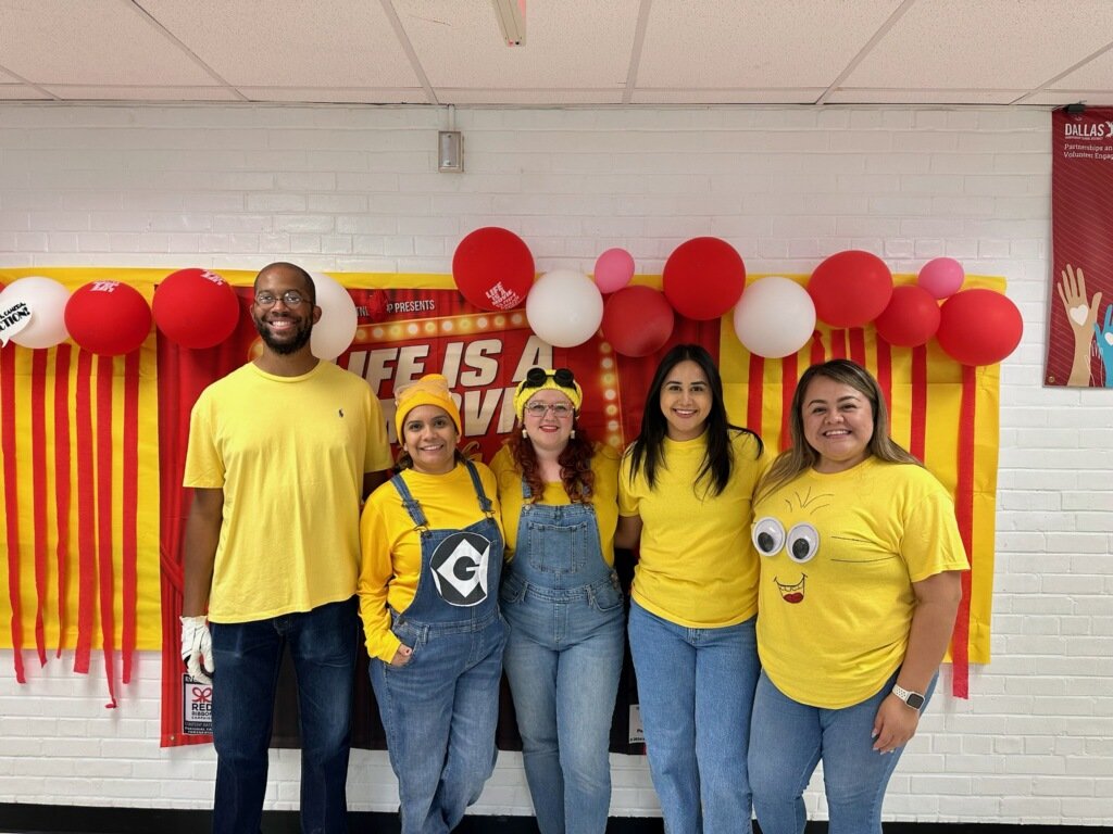 CortezMel's tweet photo. Our character counts 'Specials Minions' #RedRibbonWeek #AJonesTigers https://t.co/Z3p5BDI8KT