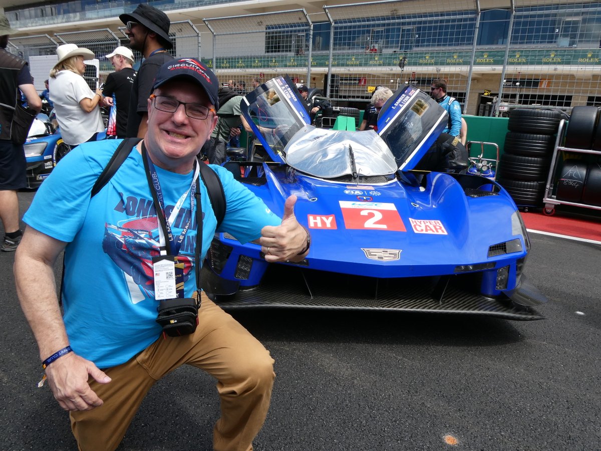 s_miernicki's tweet image. #WeDriveFor Let's Go @CGRTeams @CadillacVSeries in Bahrain! @earlbamber @BourdaisOnTrack