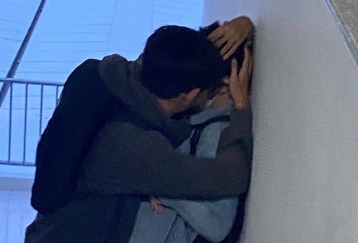 xieflws's tweet photo. HUALIAN AU — PILLOWTALK

Hua Cheng e Xie Lian, capitães de times de futebol de escolas rivais, estão sempre se provocando e criando confusões. Com o último jogo antes da formatura se aproximando, a tensão entre eles atinge o auge. https://t.co/alGPt1LTvs
