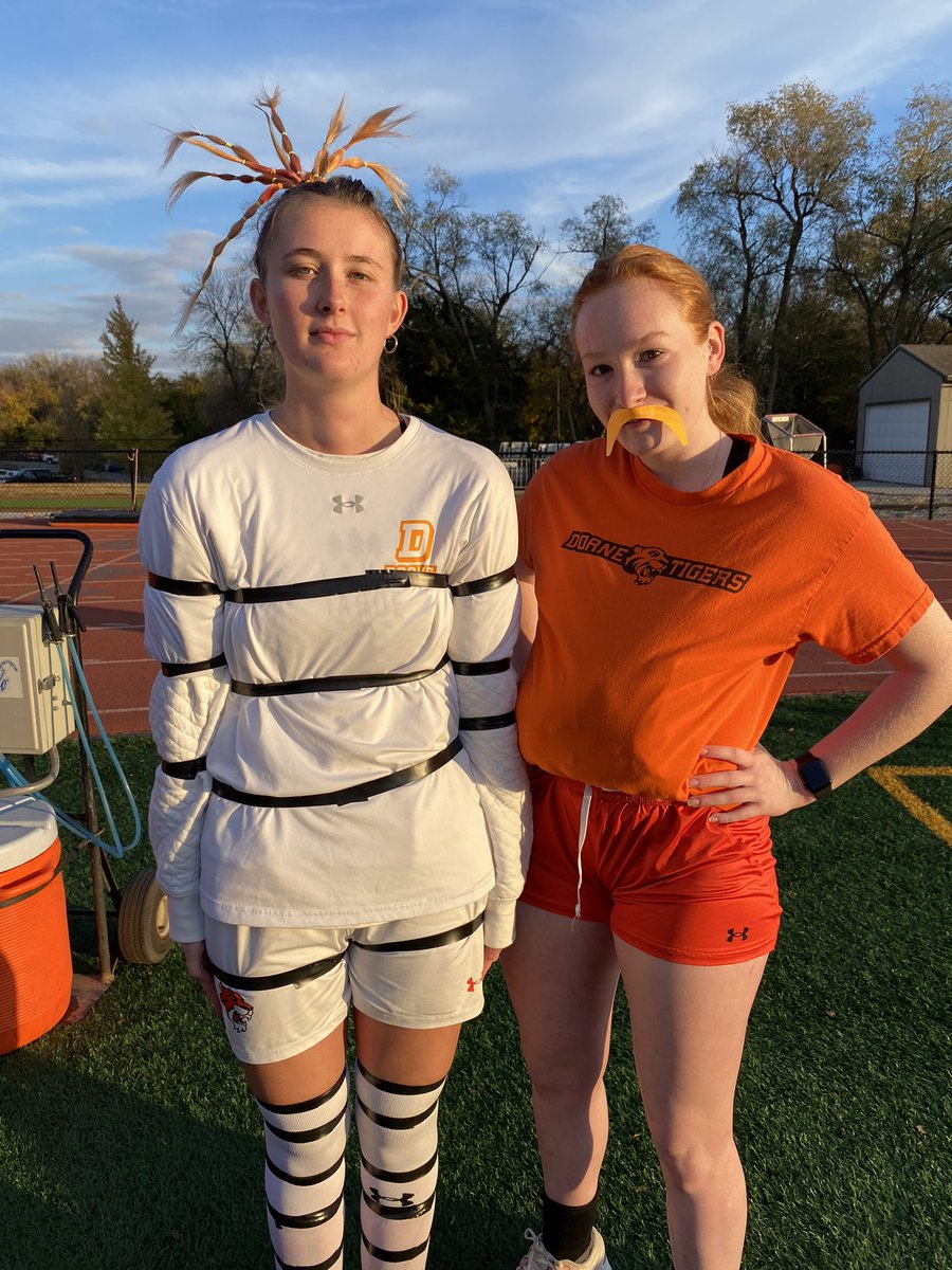 DoaneWSoccer's tweet photo. Happy Halloween 💀👻🎃 https://t.co/9HvnYf4vCb
