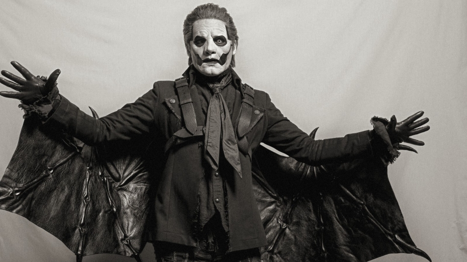 👻 GHOST's TOBIAS FORGE reveals the 5 horror movies that inspire him the most l8r.it/gDhj