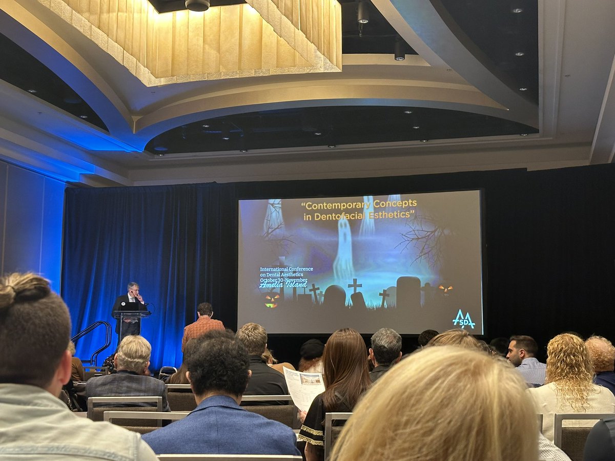 meggeller33's tweet photo. One of my favorite lectures today from @asda_today was hearing @SarverOrtho talk about dentofacial esthetics. Such a great way to kickoff Halloween day over at Amelia Island 🦷☀️

@PennDentalMed https://t.co/Kf7RazBrQ7