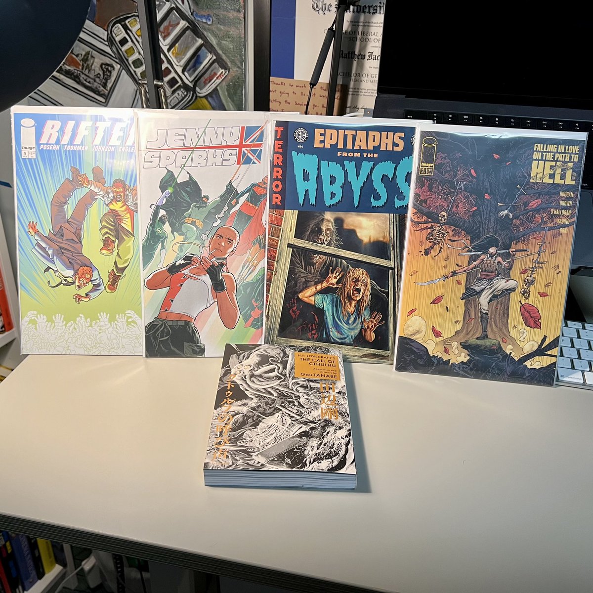 mattmendoza's tweet photo. My comics haul the last few weeks. A bunch of fun titles. Happy Halloween!

#comics #weeklypull https://t.co/eiklORW2Vl