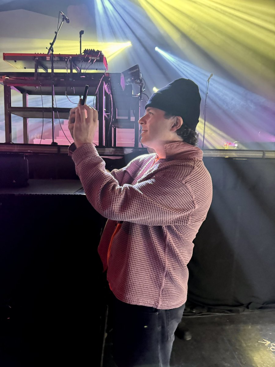 filter888's tweet image. Just hanging out @poolside with @Max_Kerman and the @arkellsmusic 👻🎃