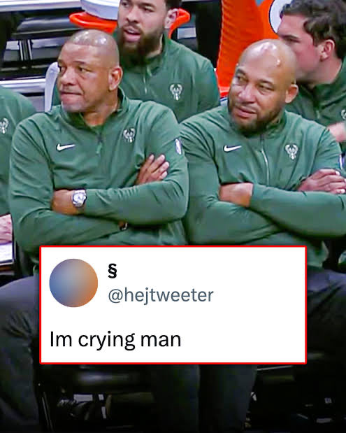 jbondwagon's tweet photo. @LegionHoops Them bald bros really broke my team 😭 https://t.co/VVecXR2aas
