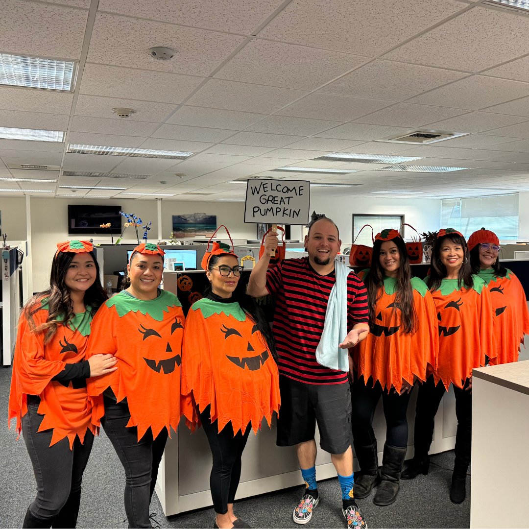 MyPointCU's tweet image. 🎃Our MyPoint team brought the Halloween spirit 👻 to life with some incredible costumes! Which costume was your favorite? Tell us in the comments! Happy Halloween from all of us at MyPoint Credit Union! 🕷️🦇 #Halloween #SpookySeason #TeamSpirit #MyPointCU #WeHelpYouDO