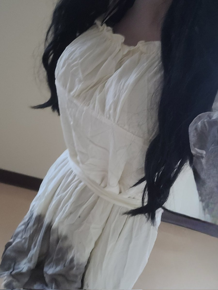 NatForNaught_'s tweet photo. The tv ghost gets a surprise 😵‍💫

Happy Halloween🎃

(Belly alt in comments) 
#breastinflattion #bellyinflation #sadakocosplay #sadako https://t.co/jlm9BIvfx2