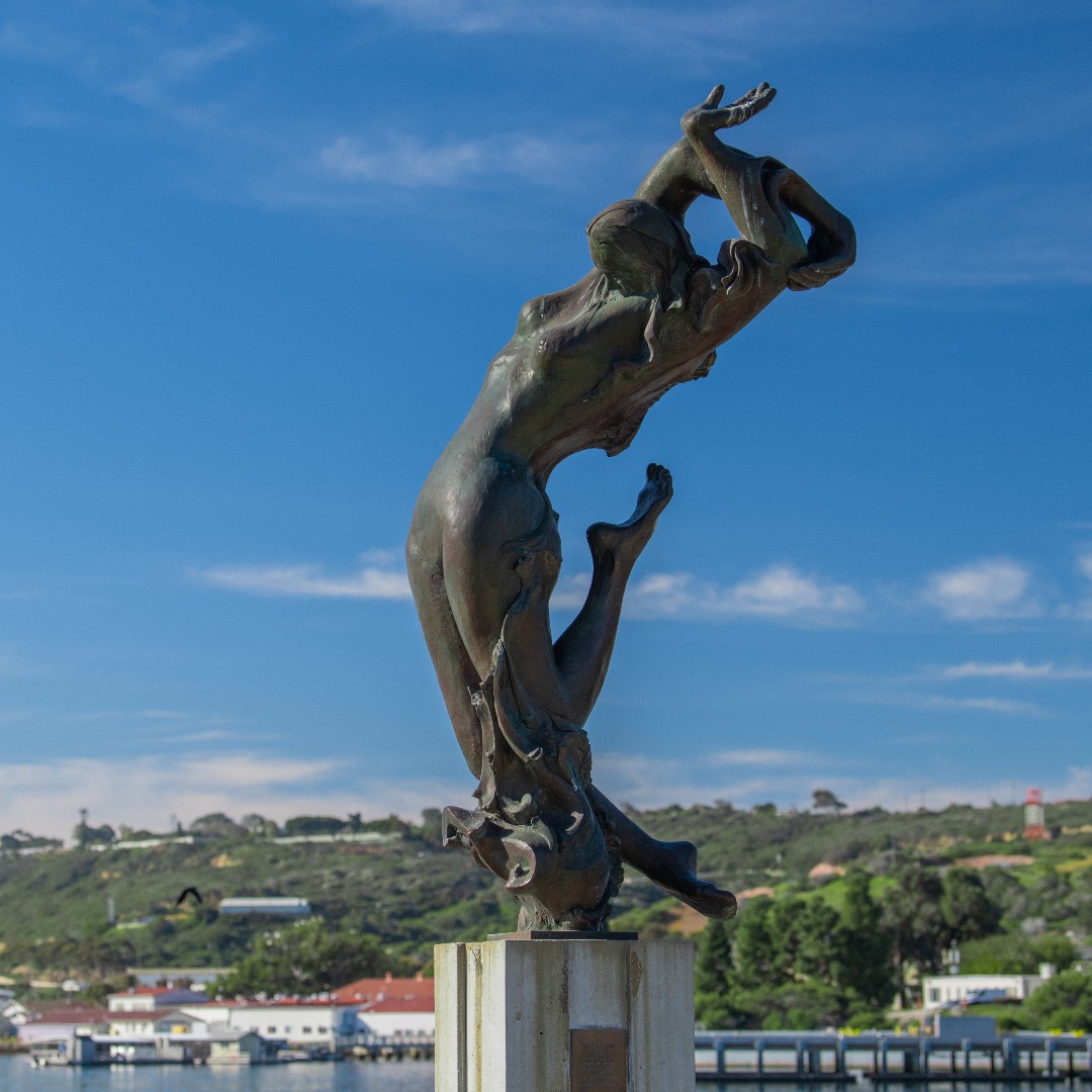 October is Arts Month at the Port of San Diego! 🖼️Join us in celebrating National Arts and Humanities Month by exploring our Tidelands Collection, featuring 70 unique public artworks spread across our waterfront. Explore now: ow.ly/Ek6a50TNHmG