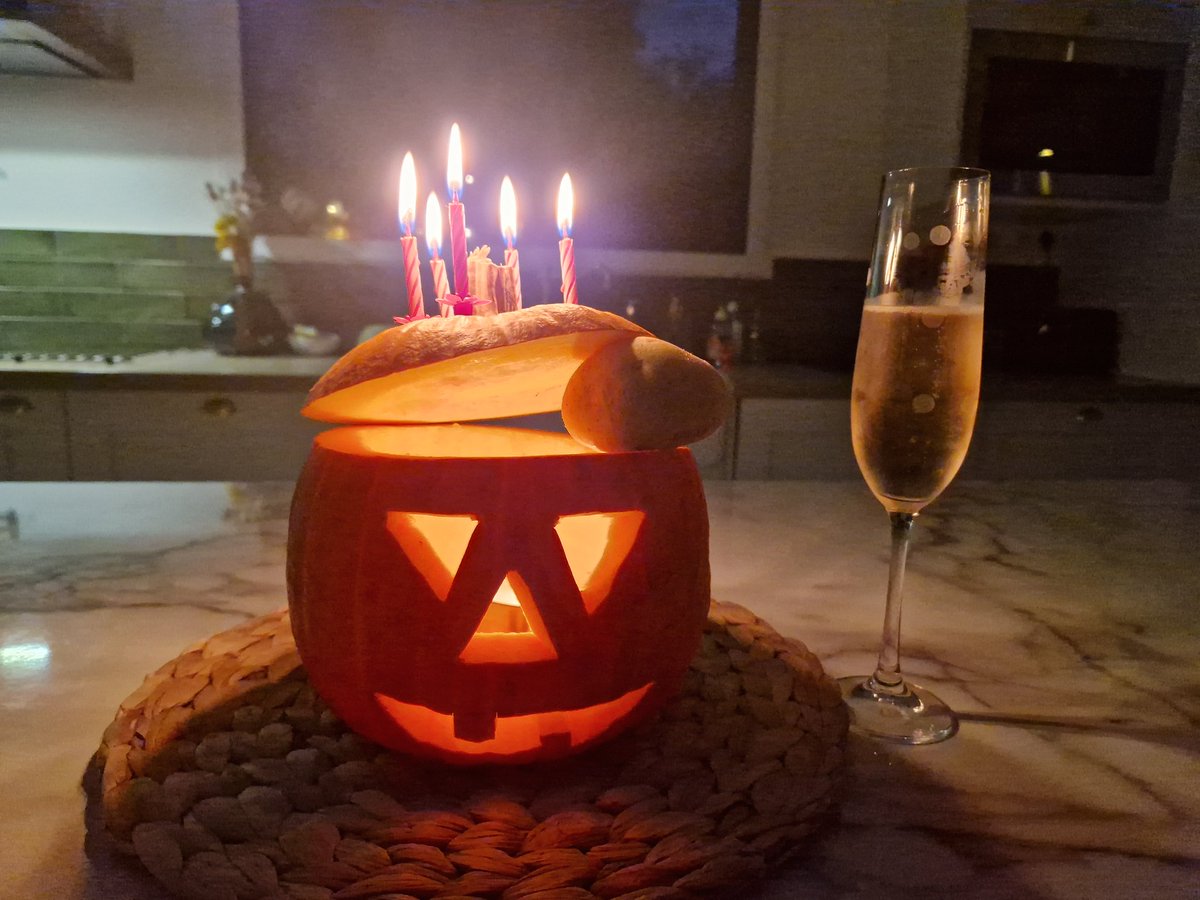 Doc Holiday tweet media