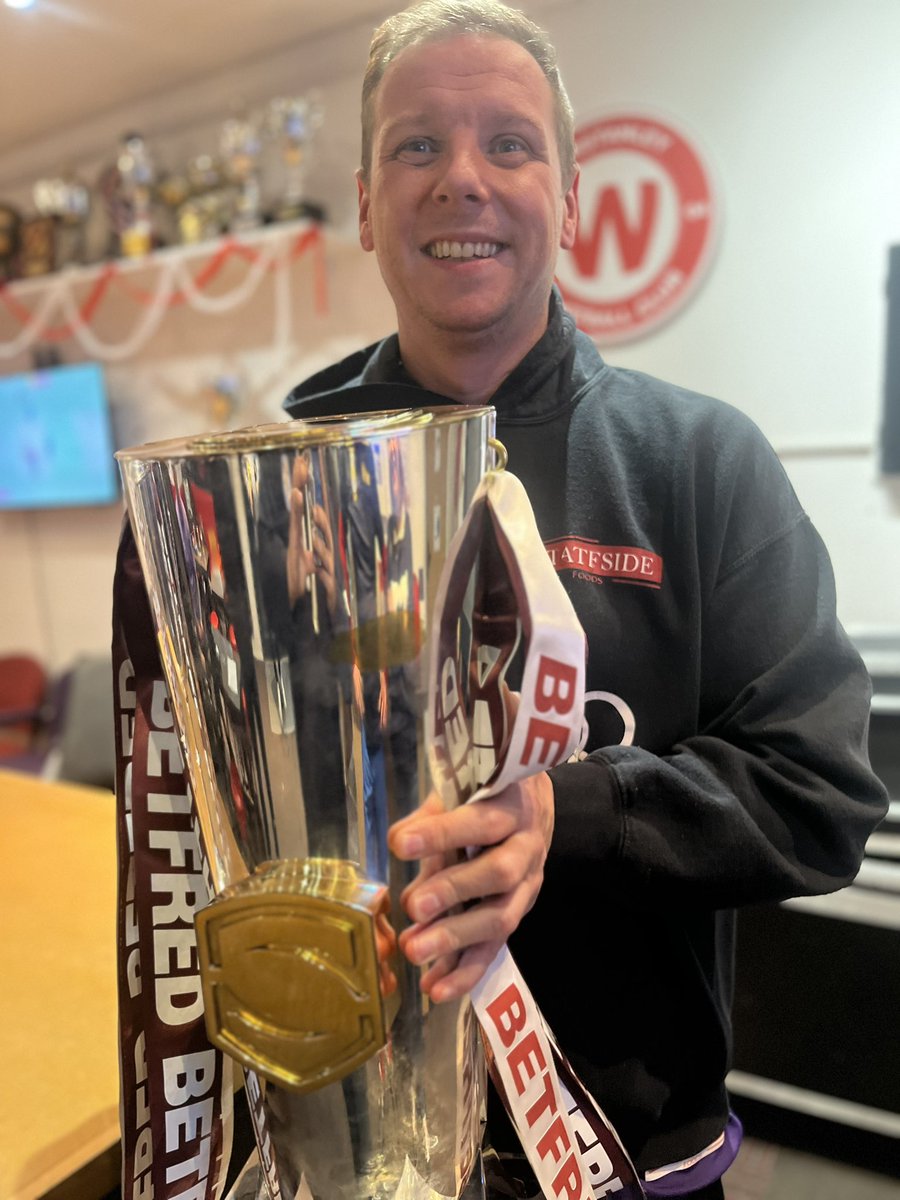 Place2placeFC's tweet photo. Ben has waited since he was 10 years old to complete his photo collection, the league leaders shield the last one he needed many thanks @WiganWarriorsRL @wigan warriors foundation
Donation incoming โบ๏ธโบ๏ธโบ๏ธ made some lads night
#Wellbeing #Men #Place2Place https://t.co/87jXB46yRa