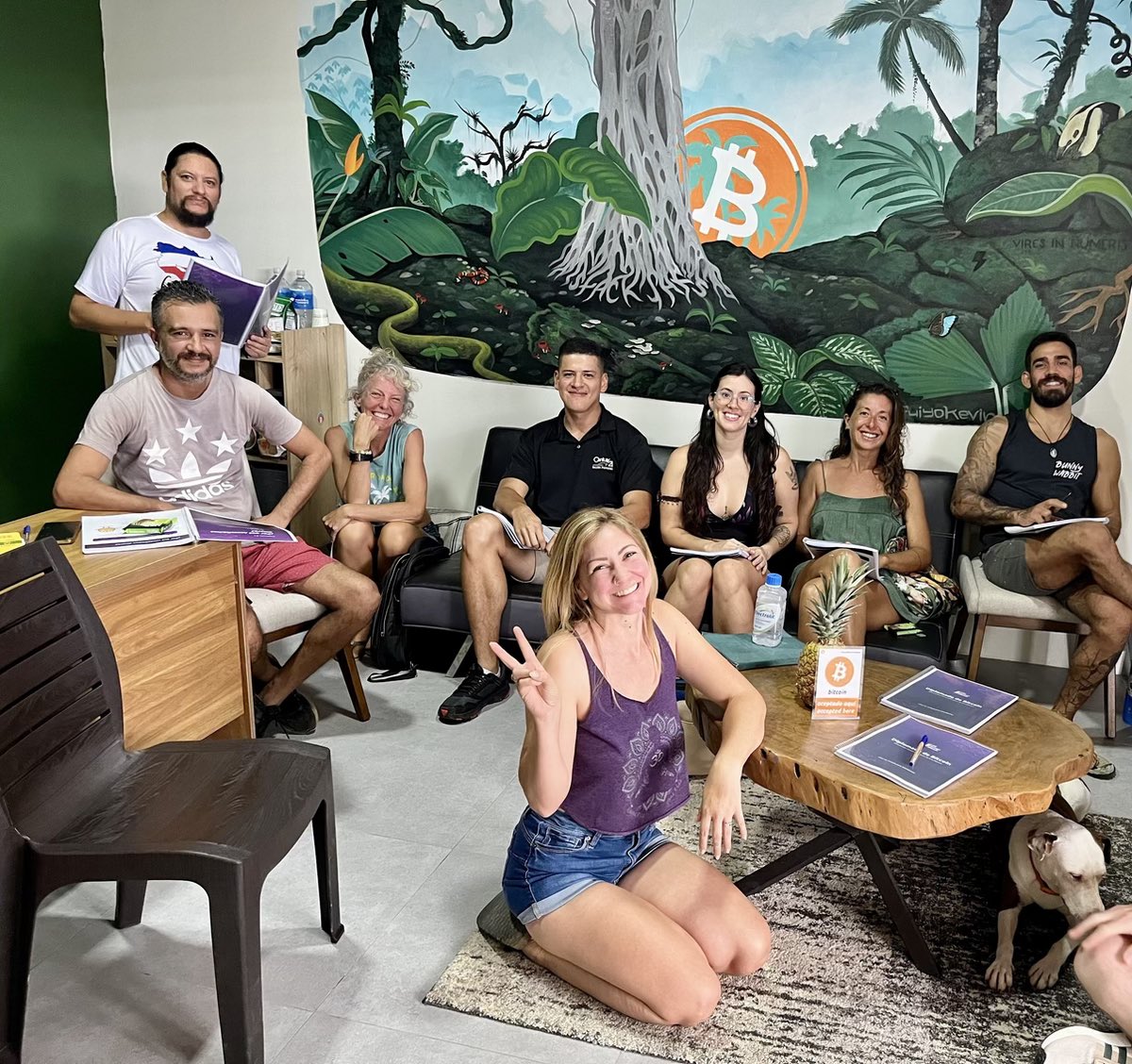 Today was our in person first class of the Bitcoin Diploma course by  @MyfirstBitcoin_. Taught by @walterso2k and @E_moonwatcher, organized by  Nikki. A special shout out to @OpenSats for the funding to