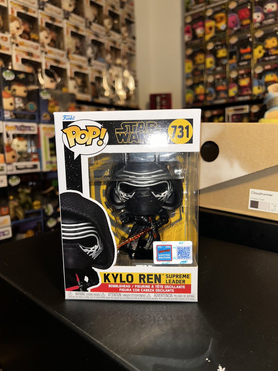 Here is your chance to get this NYCC Exclusive Kylo Ren Funko Pop. You know the deal. Follow, Like, and Repost for a chance to win. Winner will be selected on Saturday!!! #DarkSide