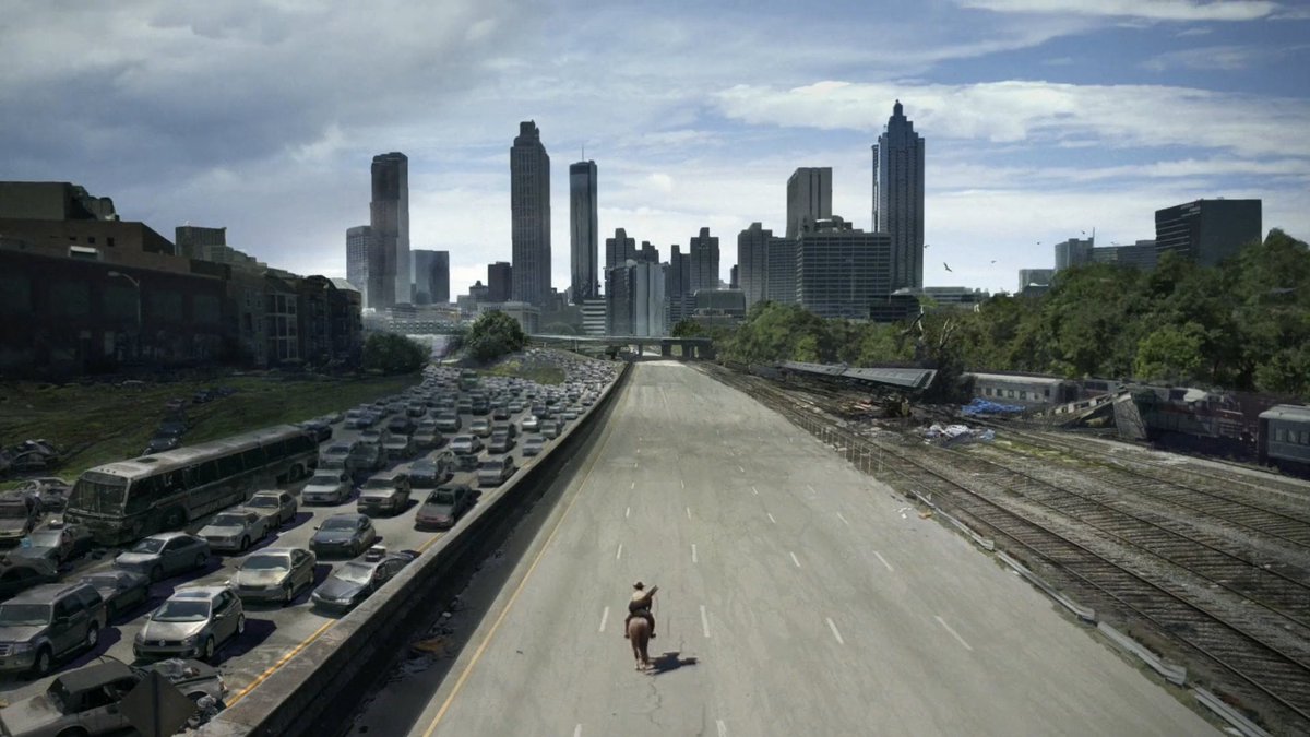 TheWalkingVerse's tweet photo. Il y a 14 ans, la série The Walking Dead diffusait son premier épisode https://t.co/kVwFEF2gYJ