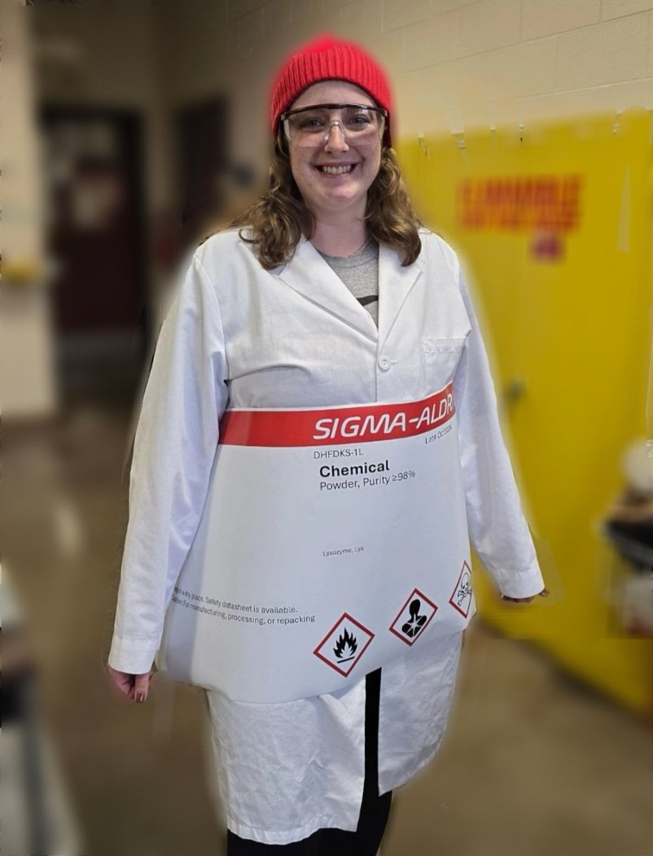 emily10davis's tweet photo. @SigmaAldrich Spooky Sigma Aldrich Chemical Bottle #SpookyseasonwithSigmaAldrich https://t.co/tpHVzxmMIw