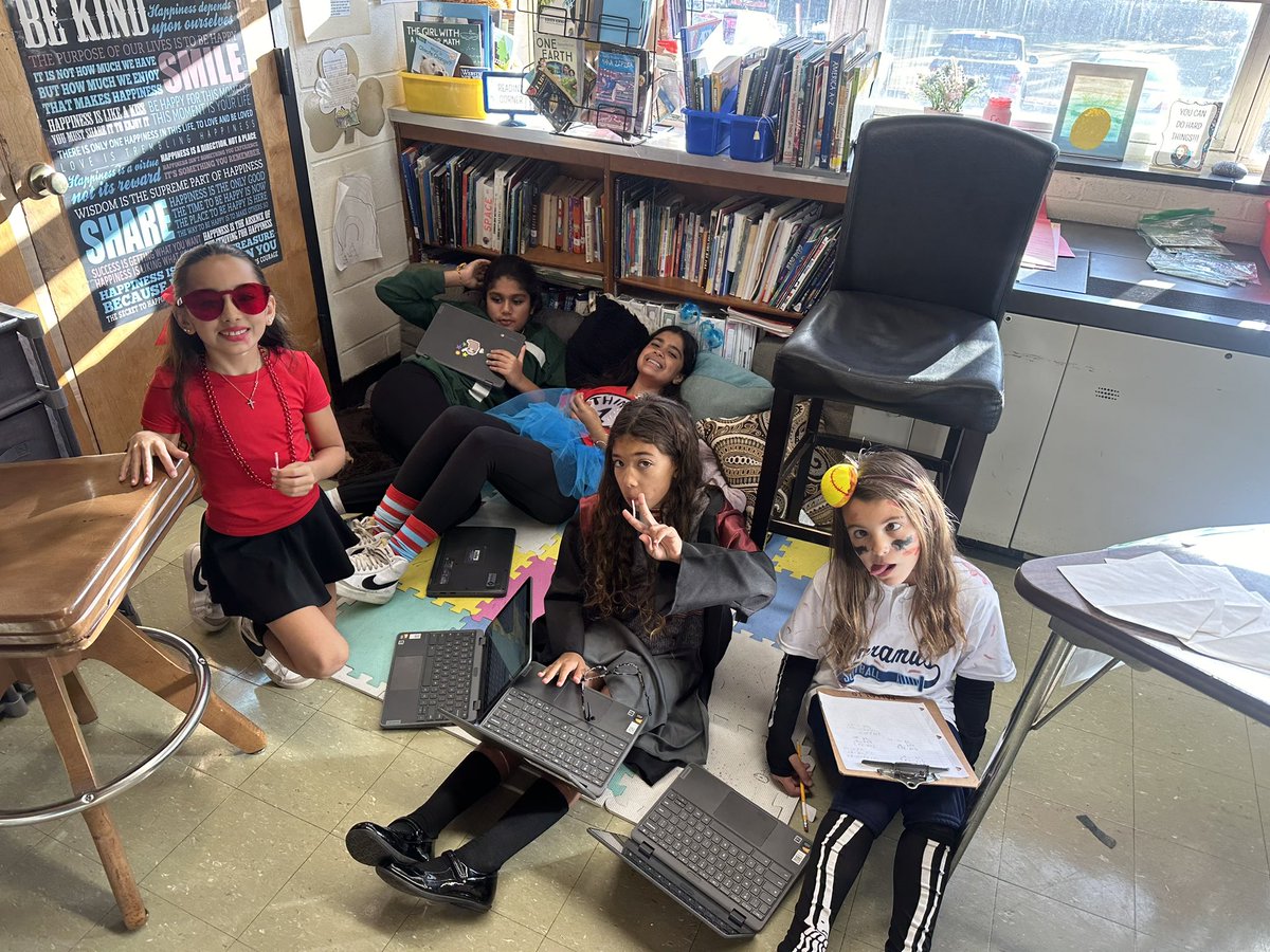 MsPallotto's tweet photo. Had a blast doing STEM Halloween activities today !!! https://t.co/3RoHAgSLgh
