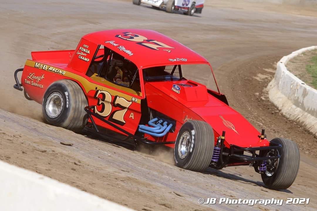 RaceNY's tweet photo. Photos from Mohawk Valley Vintage Dirt Modified Series's post: #thundermtnspeed
 
  ...
 
 Read more https://t.co/tfAW6urjwV https://t.co/x18rJzVi7d