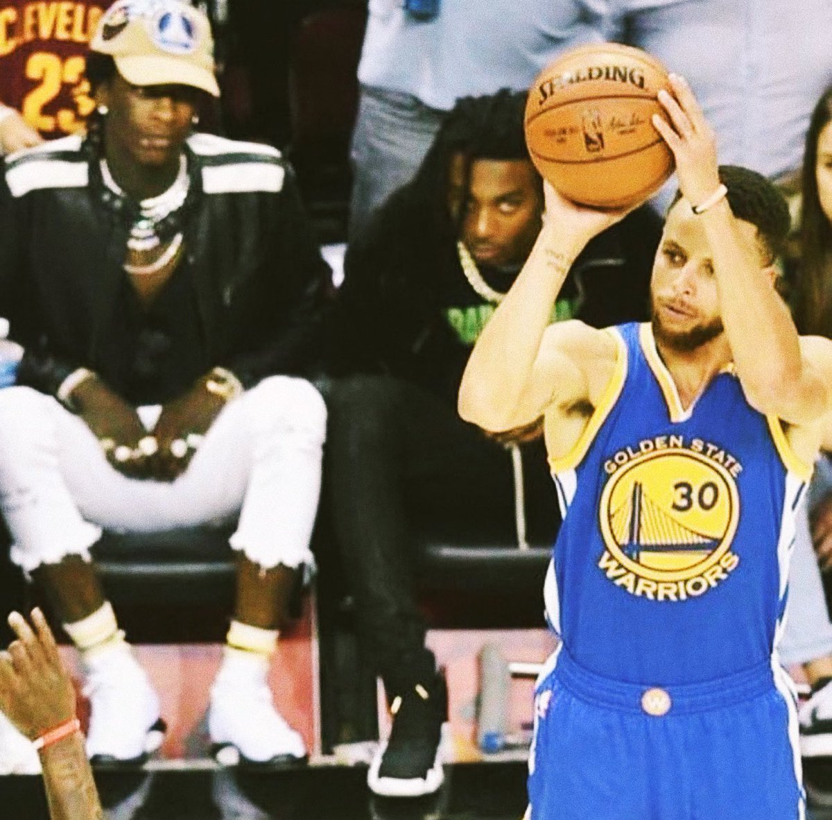 TheDunkCentral's tweet image. 