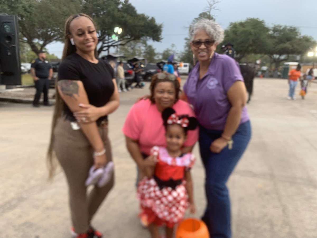 HPDOCAAALIAISON's tweet photo. Northeast Division Halloween Event @ABHudsonHPD @DetCarr1 @AapolH https://t.co/rTa8jLm3Ov