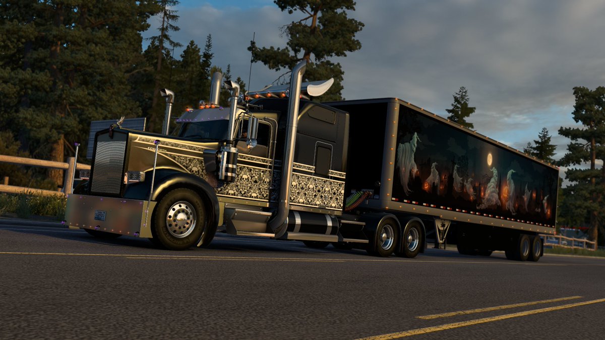 Aussie_Bushman's tweet photo. Happy Halloween everyone ! Kenworth W900 "Highway Killer"
#kenworth #jonruda #bestcommunityever #americantrucksimulator #virtualphotography #vpnetwork https://t.co/mVQzE9YGLC