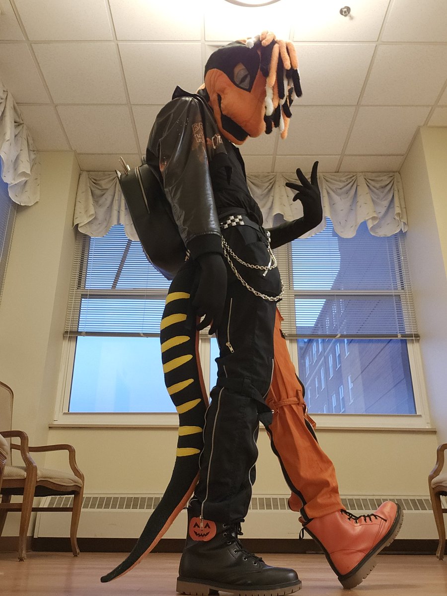 HAPPY HALLOWEEN 🎃 

#HalloweenIcons #Halloween #FursuitEveryday