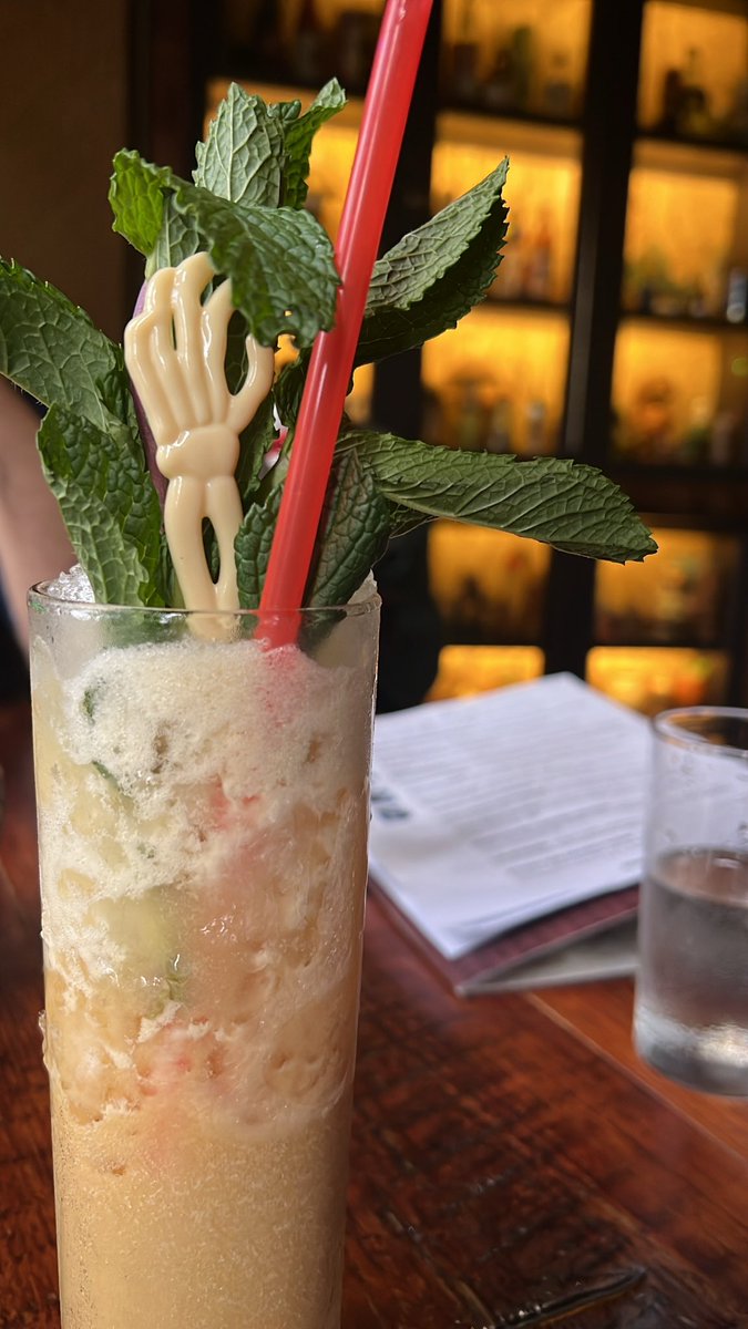 🇬🇹⚜️ (@_12_odette__) on Twitter photo Wasn’t going to let October slip by without spooky drinks at <a href="/Latitude29_NOLA/">Beachbum Berry's Latitude 29</a> Wasn’t going to let October slip by without spooky drinks at <a href="/Latitude29_NOLA/">Beachbum Berry's Latitude 29</a>
