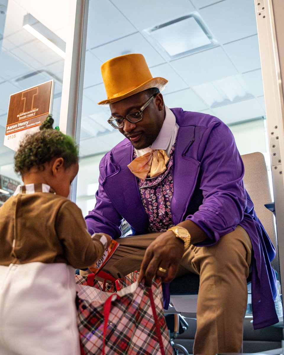 Illinois Football tweet media