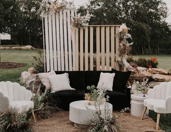 FianceeBodas's tweet photo. Toques de color negro: un estilo audaz para lograr decoraciones de boda impresionantes
https://t.co/T2AInUNGAk https://t.co/qNj4Y8mK6T