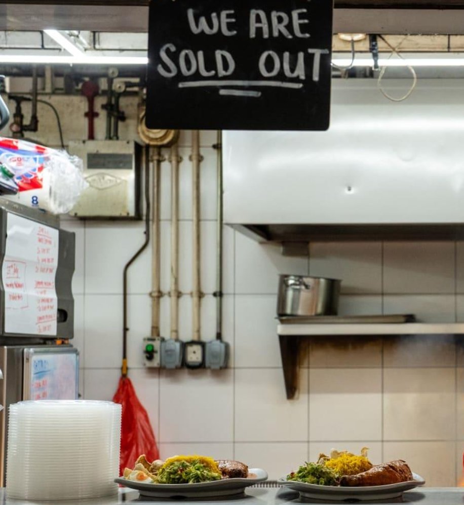 EDIS_SG's tweet image. What&apos;s scarier than not having Halloween? The prospect of SG hawker centers ceasing to exist. Rising costs and changing demographics threaten this beloved tradition. Will a new generation of hawkers save the day? #SGFood #WhatPYisReading loom.ly/YGGAXkQ